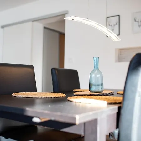 Cloud 9 Apartment *